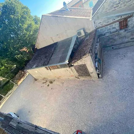 Petit Bien Place Jardin Et Parking Gratuit